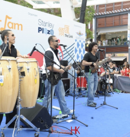 Five Musician in Hong Kong performing at  Stanley Summer Jam corporate event